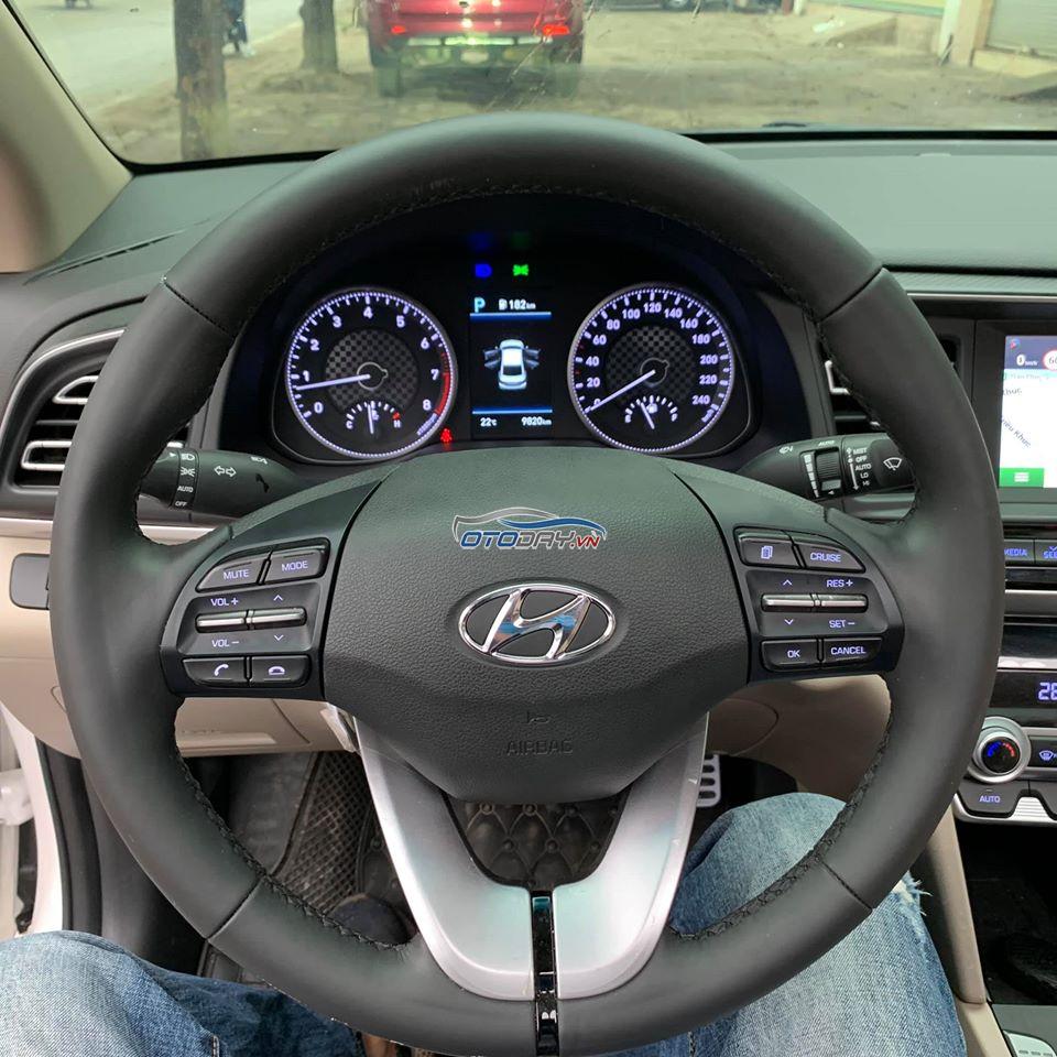 Bán Hyundai Elantra 1.6AT 2018