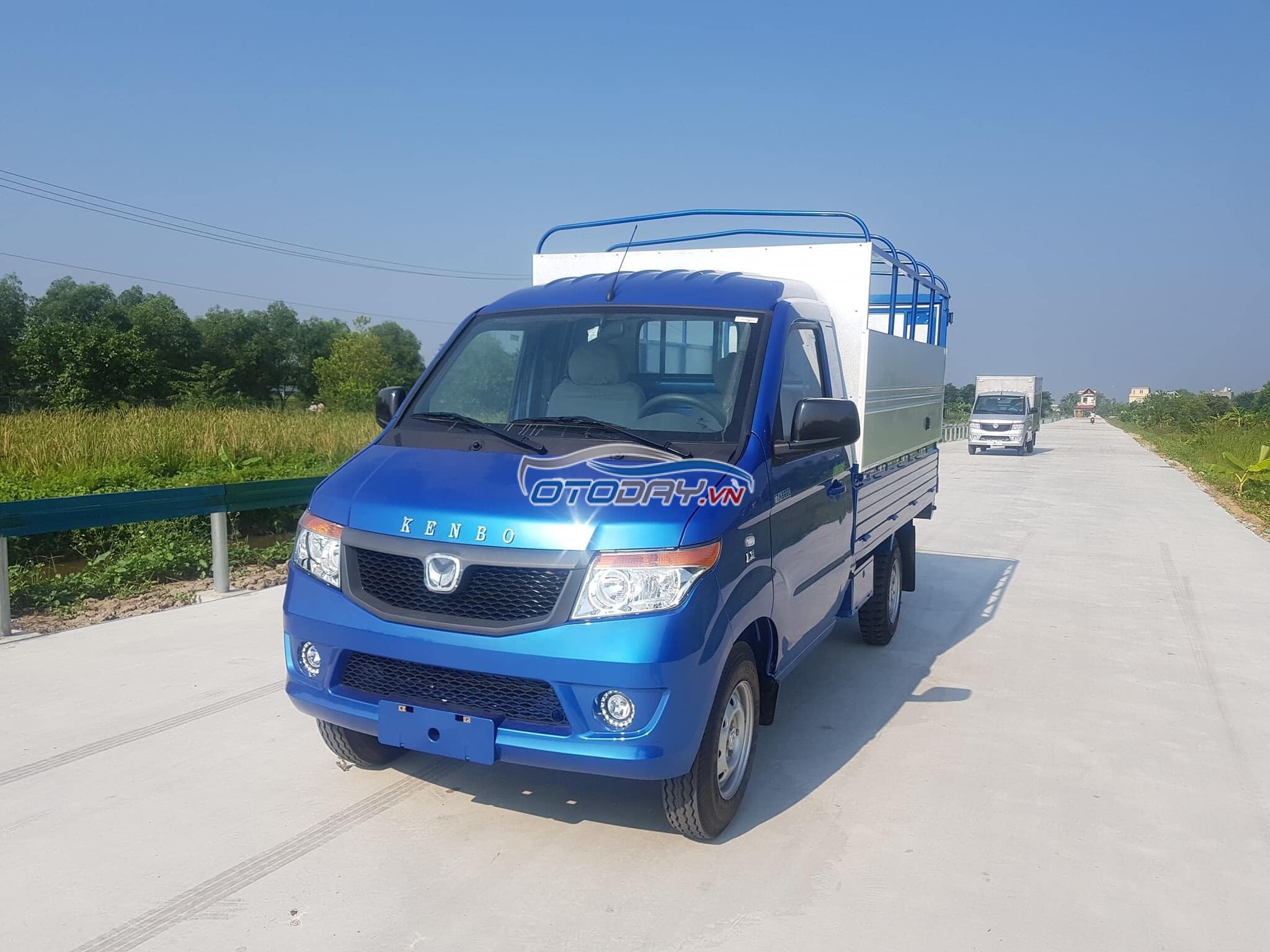 Cần bán xe tải 9 tạ kenbo thùng bạt Hà Nội